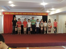 Tổng công ty Bảo đảm an toàn hàng hải miền Bắc tổ chức Chương trình giao lưu, tiếp xúc, tặng quà Tết Thiếu nhi 1-6 và trao phần thưởng học sinh giỏi, học sinh tiên tiến năm 2013-2014.