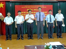 Đảng ủy Tổng Công ty Bảo đảm an toàn hàng hải miền Bắc (BĐATHH MB) tổ chức Hội nghị quán triệt, tuyên truyền thực hiện các kết luận, Nghị quyết Hội nghị lần thứ 7 Ban chấp hành Trung ương Đảng (khóa IX) và Quy định số 181 /QĐ-TN cảu Bộ Chính trị; nghe phổ biến tình hình biển đảo.