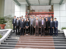 Phó Chủ tịch quốc hội thăm và làm việc với Tổng Công ty Bảo đảm an toàn hàng hải miền Bắc.