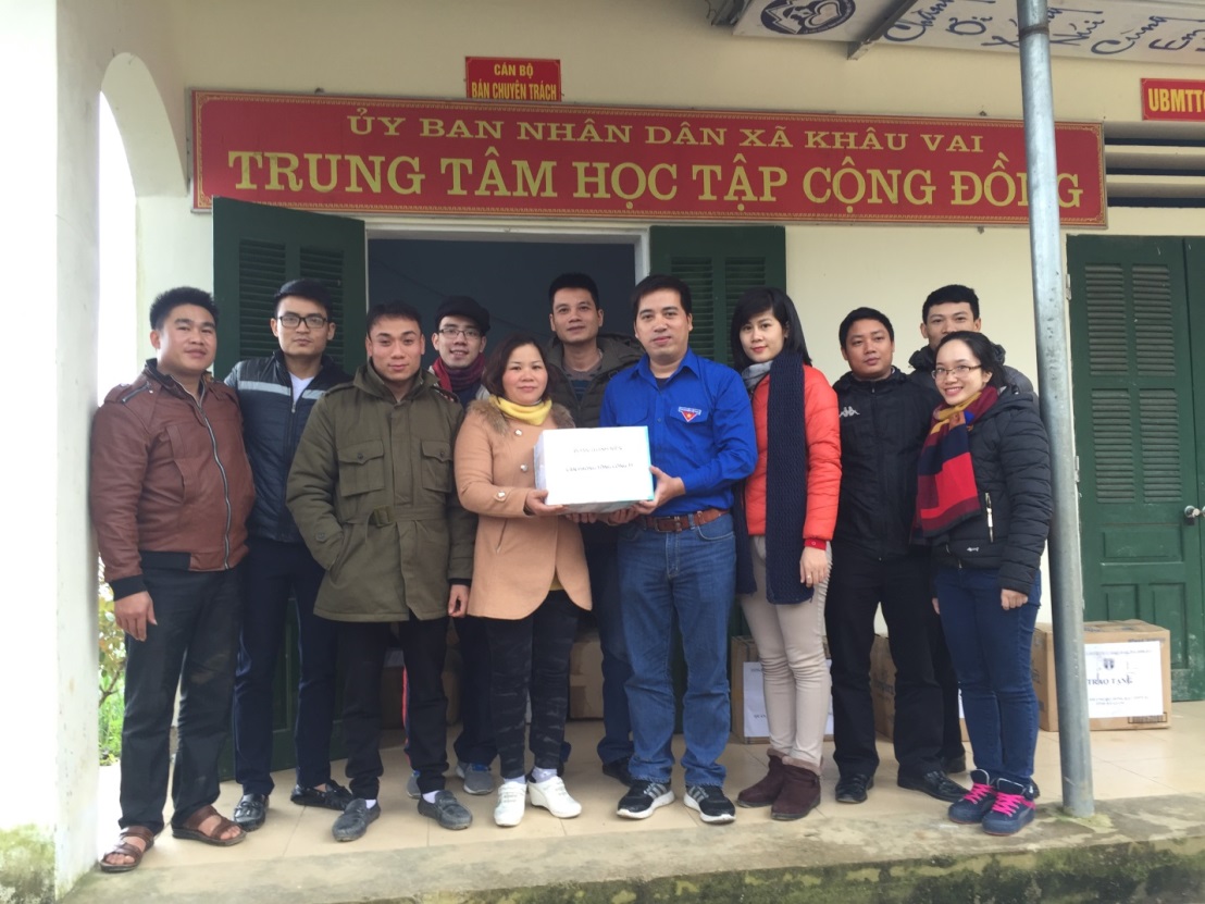 Đoàn thanh niên Tổng công ty Bảo đảm an toàn hàng hải miền Bắc hoạt động tình nguyện tại hà giang năm 2015.