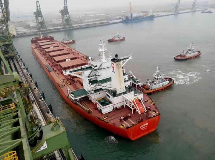 Công ty TNHH MTV Hoa tiêu hàng hải khu vực VI  dẫn thành công tàu trọng tải 170.000 tấn cập cảng Sơn Dương an toàn