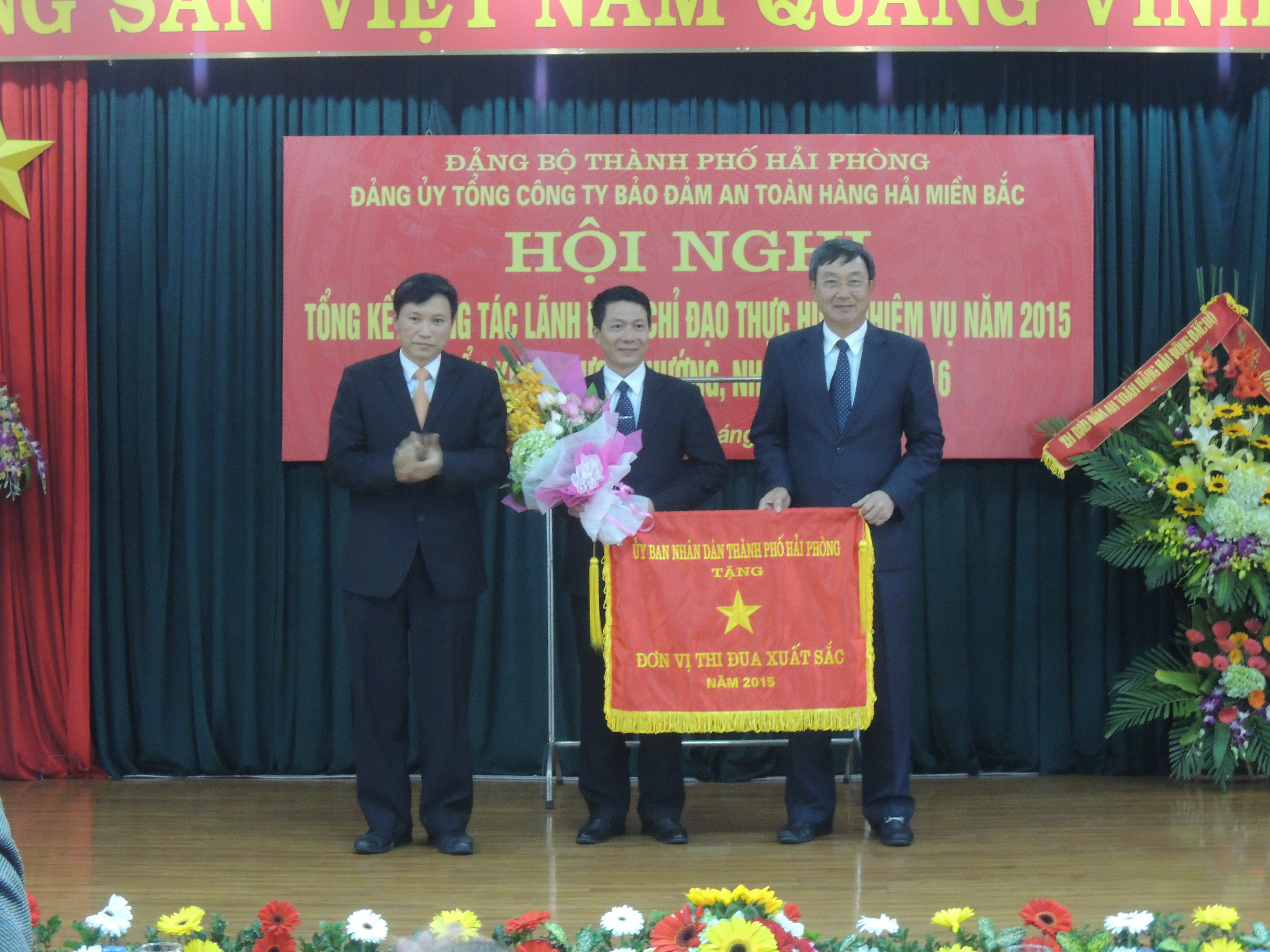 Đảng bộ Tổng công ty Bảo đảm an toàn hàng hải miền Bắc tổ chức Hội nghị tổng kết công tác lãnh đạo, chỉ đạo thực hiện nhiệm vụ năm 2015, phương hướng nhiệm vụ năm 2016