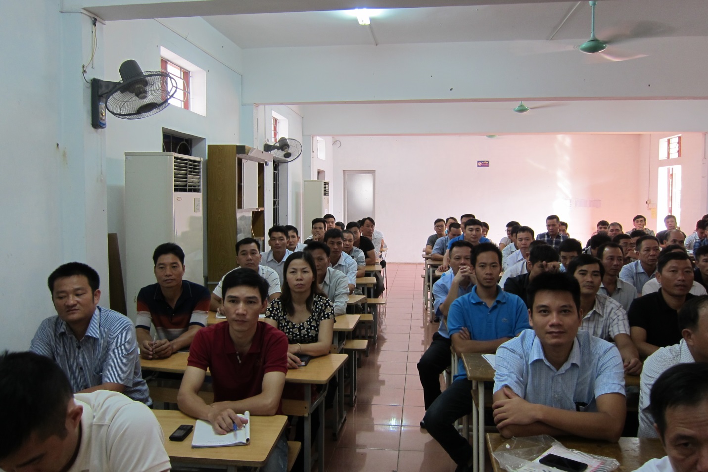 Tổng công ty Bảo đảm an toàn hàng hải miền Bắc tổ chức khóa huấn luyện nghiệp vụ thông tin liên lạc báo thoại