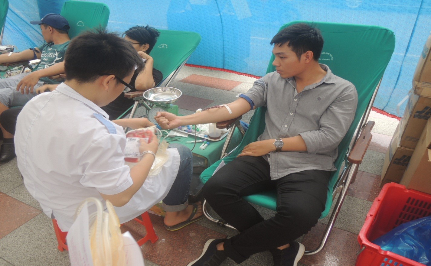 Đoàn thanh niên Tổng công ty Bảo đảm an toàn hàng hải miền Bắc tham gia Chương trình hiến máu “Giọt hồng tri ân” kỷ niệm 70 năm Ngày Thương binh - Liệt sĩ