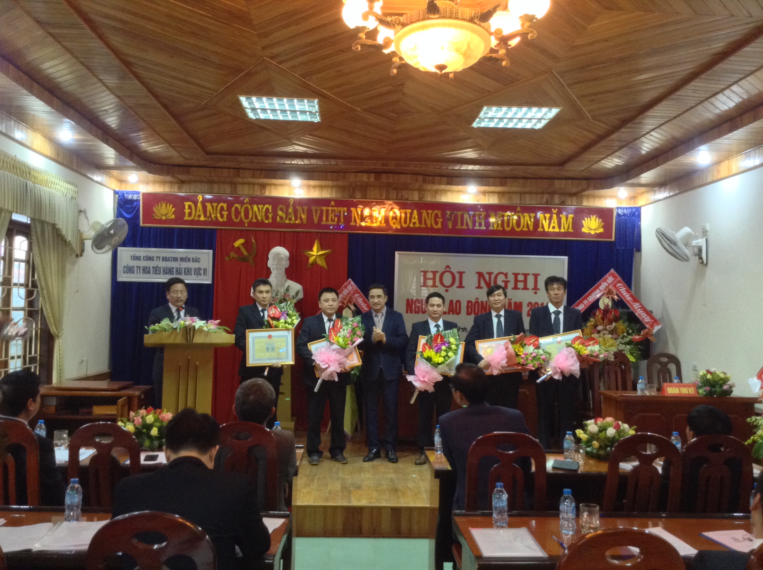 Công ty TNHH MTV Hoa tiêu hàng hải khu vực VI tổ chức Hội nghị người lao động năm 2018