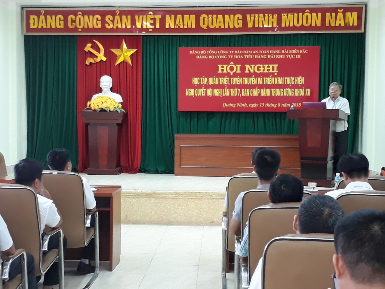 Công ty TNHH MTV Hoa tiêu hàng hải khu vực III tổ chức Hội nghị học tập, quán triệt Nghị quyết Hội nghị Trung ương VI khóa XII