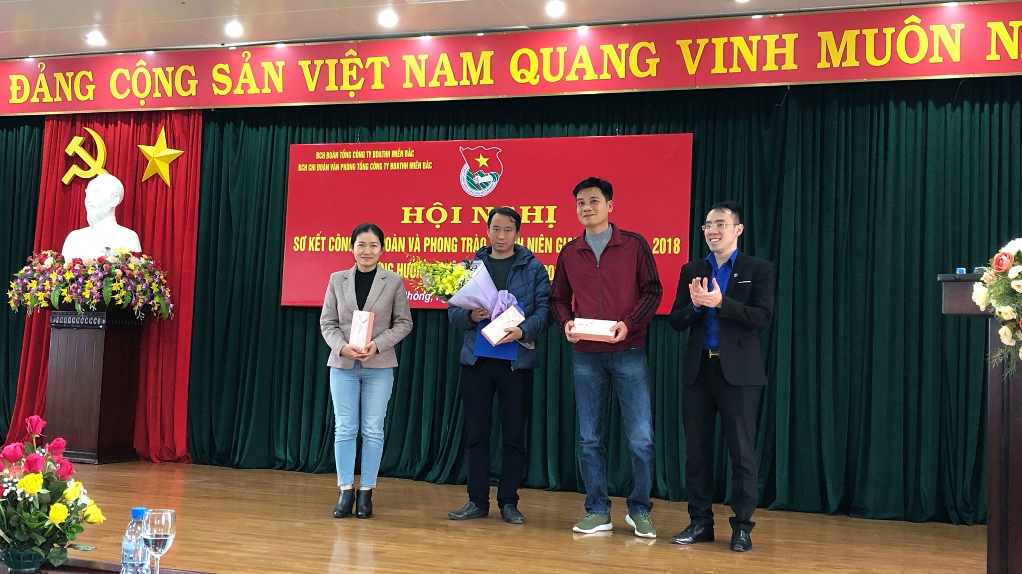 ĐOÀN THANH NIÊN CHI ĐOÀN KHỐI VĂN PHÒNG TỔNG CÔNG TY BẢO ĐẢM AN TOÀN HÀNG HẢI MIỀN BẮC TỔ CHỨC HỘI NGHỊ SƠ KẾT CÔNG TÁC ĐOÀN VÀ PHONG TRÀO THANH NIÊN GIAI ĐOẠN 2017-2018, PHƯƠNG HƯỚNG NHIỆM VỤ 2018-2019