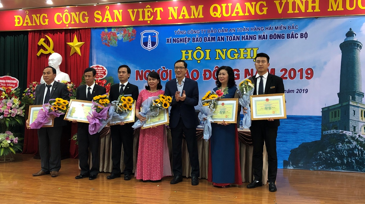 Xí nghiệp Bảo đảm an toàn hàng hải Đông Bắc Bộ tổ chức Hội nghị người lao động năm 2019