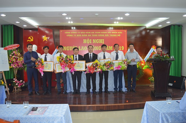 Công ty Bảo đảm an toàn hàng hải Trung Bộ tổ chức Hội nghị Người lao động năm 2019