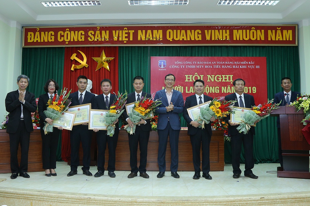 Công ty TNHH MTV Hoa tiêu hàng hải khu vực III tổ chức Hội nghị Người lao động năm 2019