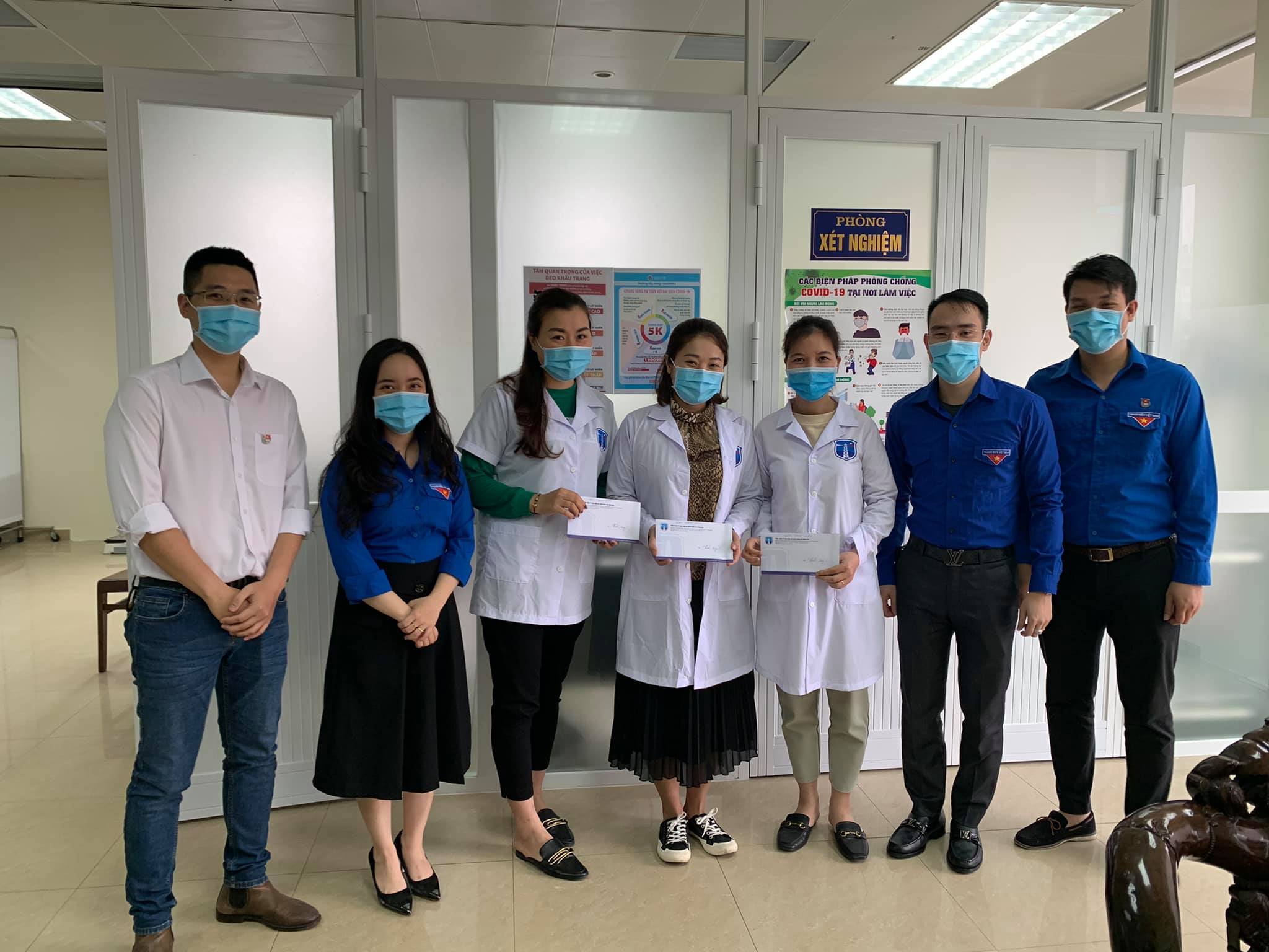 Hưởng ứng Lễ phát động các hoạt động chào mừng kỷ niệm 90 năm Ngày thành lập Đoàn TNCS Hồ Chí Minh (26/3/1931 - 26/3/2021), Chi đoàn Khối văn phòng Tổng công ty BĐATHH miền Bắc phối hợp cùng các chi đoàn Xí nghiệp BĐATHH Đông Bắc Bộ, chi đoàn Xí nghiệp Khảo sát BĐATHH miền Bắc và chi đoàn Công ty ho