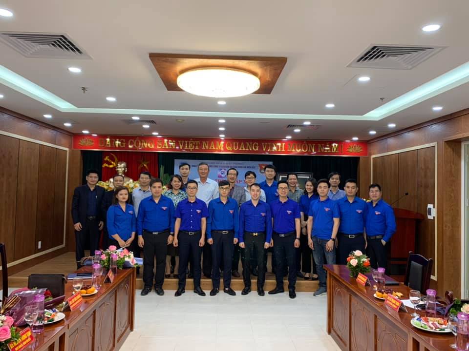 Nhân dịp kỷ niệm 90 năm ngày Thành lập Đoàn thanh niên Cộng sản Hồ Chí Minh (26/3/1931-26/3/2021), ngày 30/3/2021, Đoàn thanh niên Tổng công ty Bảo đảm an toàn hàng hải miền Bắc tổ chức chương trình Gặp mặt các thế hệ cán bộ Đoàn của Tổng công ty Bảo đảm an toàn hàng hải miền Bắc