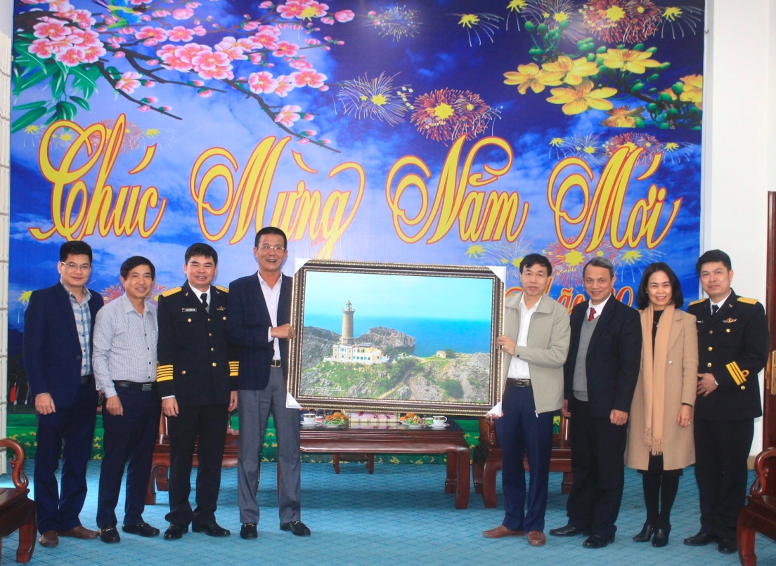 Tổng công ty Bảo đảm an toàn hàng hải miền Bắc tham dự Hội nghị Sơ kết công tác phối hợp tuyên truyền biển, đảo, biên giới đất liền năm 2022, triển khai chương trình phối hợp hoạt động năm 2023   
