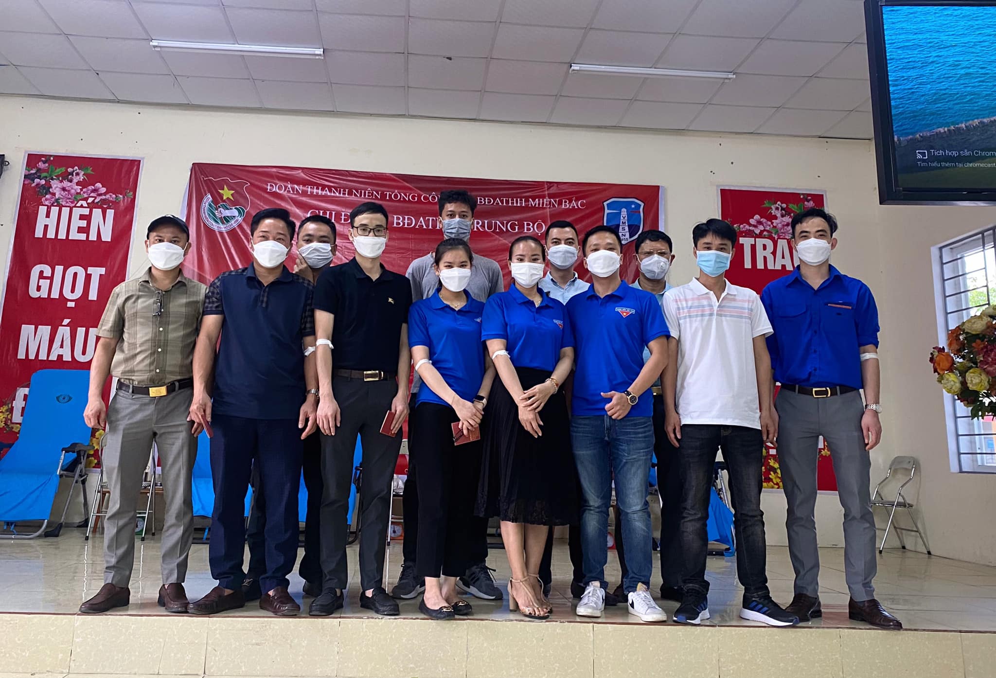 Chi đoàn Bảo đảm an toàn hàng hải Bắc Trung bộ tham gia chương trình hiến máu tình nguyện năm 2022 