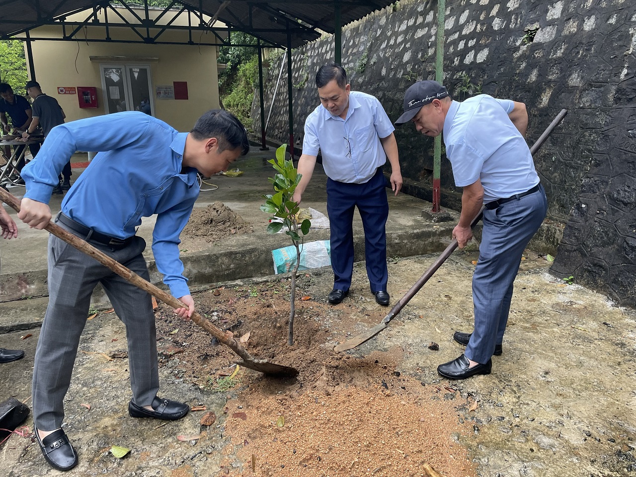 Bảo đảm an toàn hàng hải Bắc Trung Bộ phát động Lễ hưởng ứng Tháng công nhân và Tháng hành động về An toàn vệ sinh lao động năm 2023