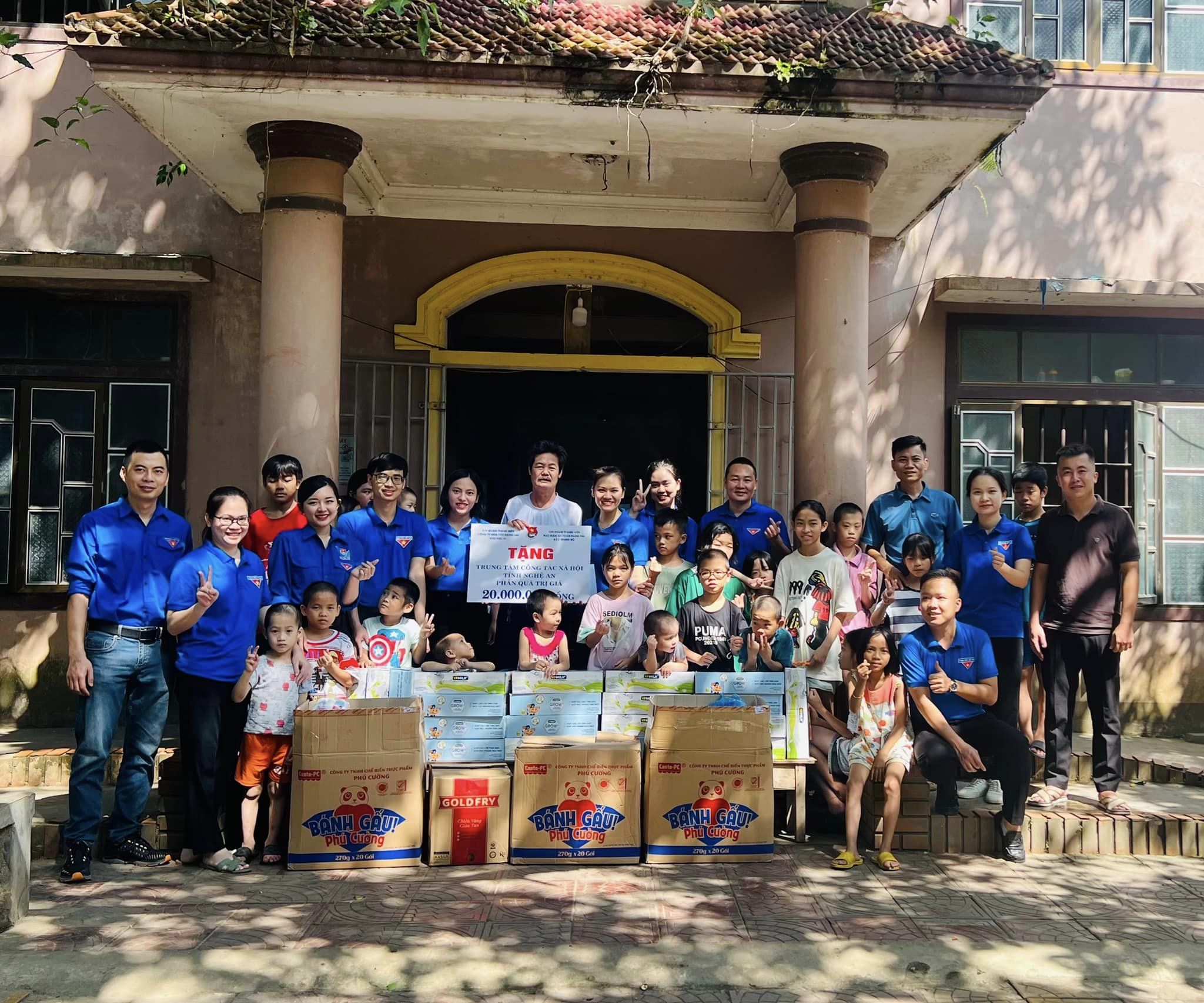 Đoàn thanh niên Bảo đảm an toàn hàng hải Bắc Trung Bộ tổ chức hoạt động ngày cao điểm 