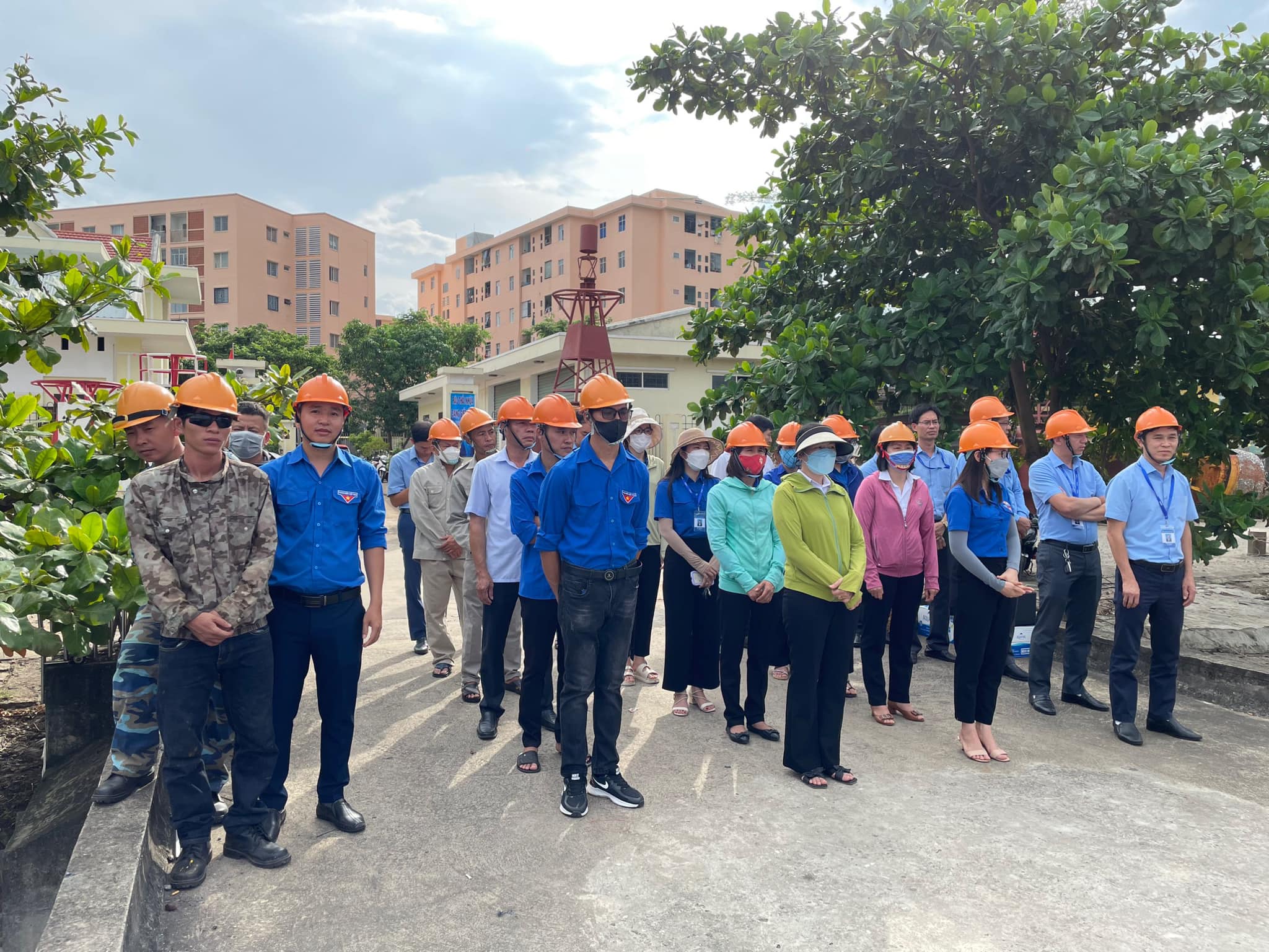 Chi Đoàn thanh niên Công ty Bảo đảm an toàn hàng hải Trung Bộ nhiệt liệt tham gia Lễ Mít Tinh “Hưởng ứng Ngày môi trường Thế giới & tuần lễ Biển và Hải đảo Việt Nam năm 2023”