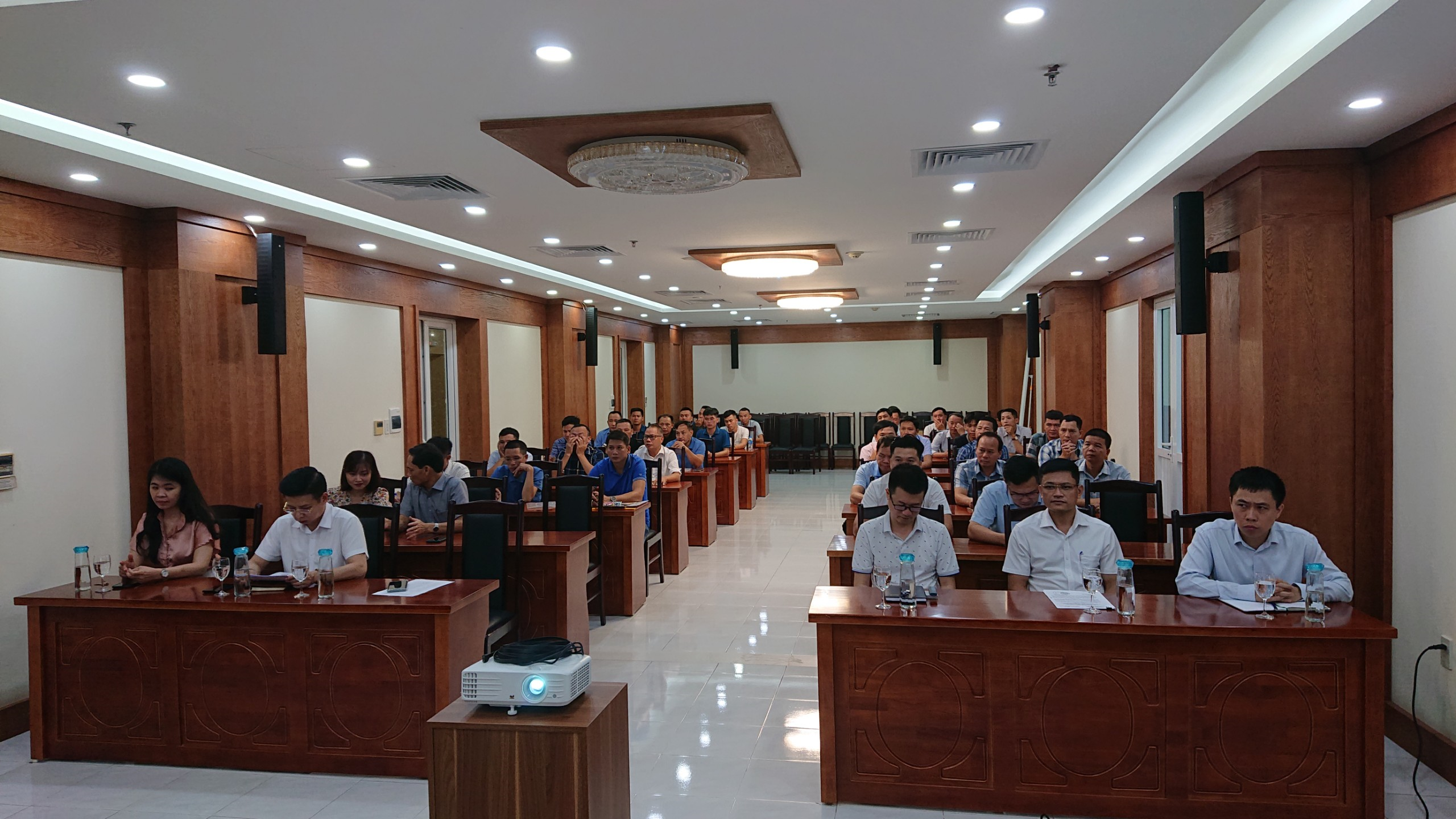 Tổng công ty Bảo đảm an toàn hàng hải  miền Bắc tổ chức đào tạo nâng cao nghiệp vụ trạm trưởng, trạm phó và đào tạo công nhân quản lý báo hiệu hàng hải năm 2023