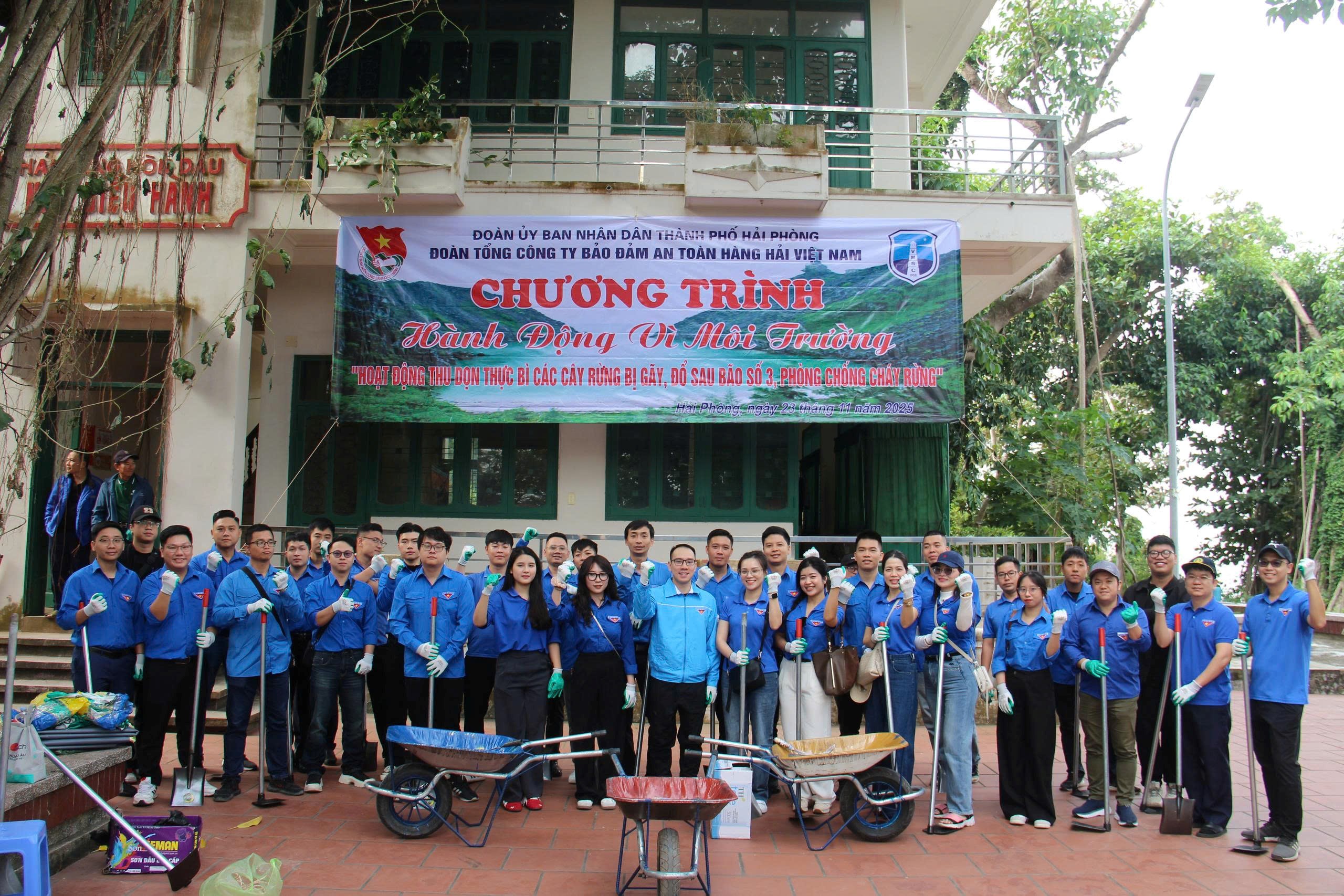 ĐOÀN THANH NIÊN TỔNG CÔNG TY TỔ CHỨC “CHƯƠNG TRÌNH HÀNH ĐỘNG VÌ MÔI TRƯỜNG”