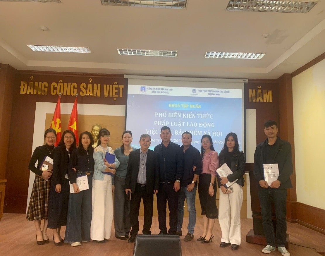 HOA TIÊU HÀNG HẢI MIỀN BẮC ĐÀO TẠO PHÁP LUẬT: 500 NGƯỜI LAO ĐỘNG ĐƯỢC CẬP NHẬT LUẬT BHXH, LUẬT VIỆC LÀM - MỚI