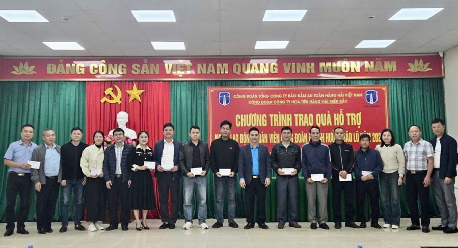 HOA TIÊU MIỀN BẮC CHIA SẺ YÊU THƯƠNG  ĐẾN ĐỒNG NGHIỆP VÙNG LŨ BẮC TRUNG BỘ