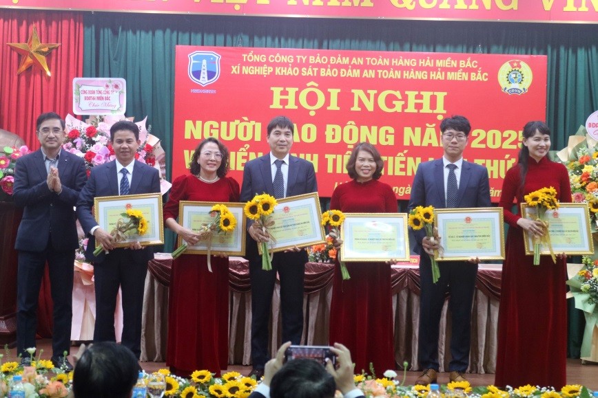 Hội nghị Người lao động năm 2025 và Hội nghị Điển hình tiên tiến, Xí nghiệp Khảo sát Bảo đảm an toàn hàng hải miền Bắc