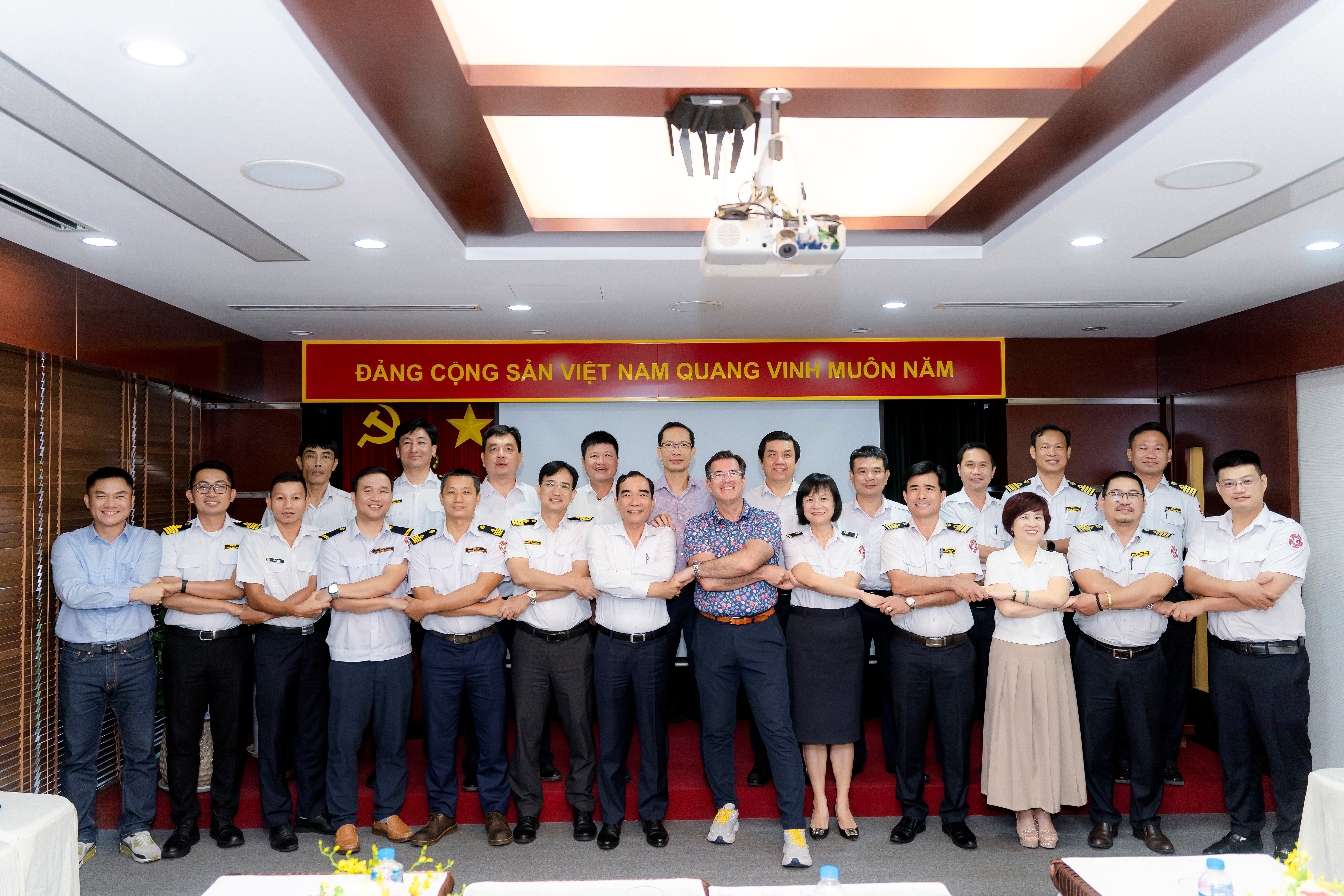 CÔNG TY HOA TIÊU HÀNG HẢI MIỀN NAM TÍCH CỰC TĂNG CƯỜNG HỢP TÁC QUỐC TẾ TRONG LĨNH VỰC HOA TIÊU HÀNG HẢI 