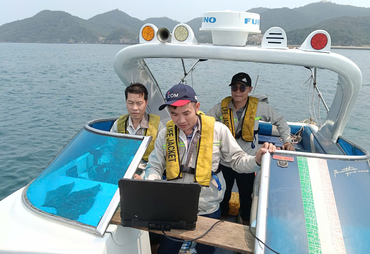 XÍ NGHIỆP KHẢO SÁT BĐATHH MIỀN BẮC THỰC HIỆN NHIỆM VỤ KHẢO SÁT TẠI ĐẢO TIỀN TIÊU