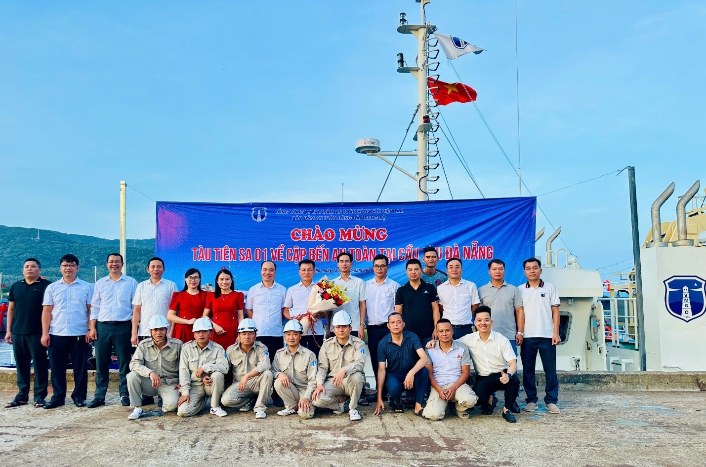BĐATHH Trung Bộ tiếp nhận tàu chuyên dụng hiện đại Tiên Sa 01, nâng cao năng lực thay thả phao trên luồng hàng hải
