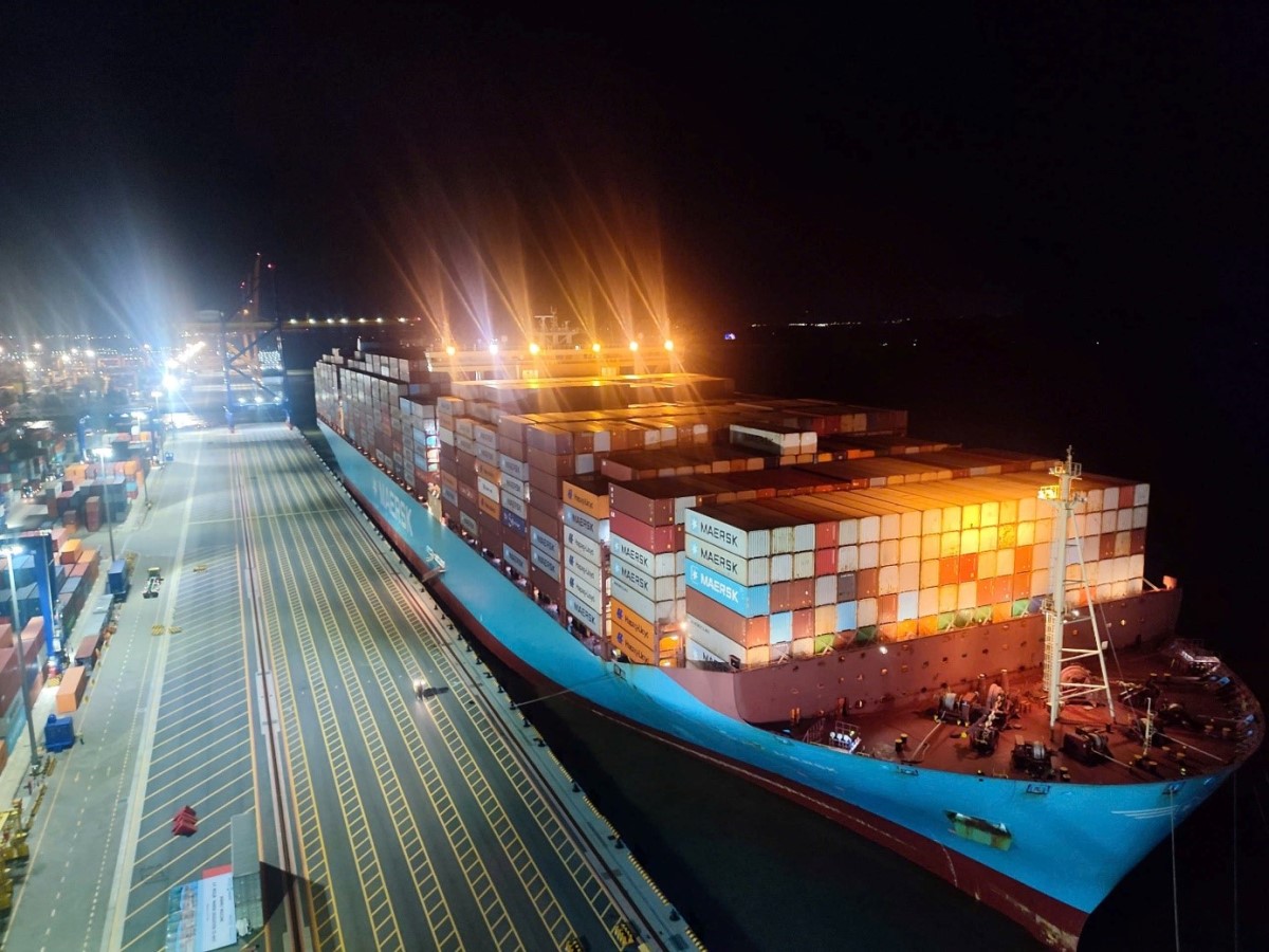 Hoa tiêu hàng hải miền Bắc khẳng định thương hiệu qua hành trình an toàn của siêu tàu MATZ MAERSK