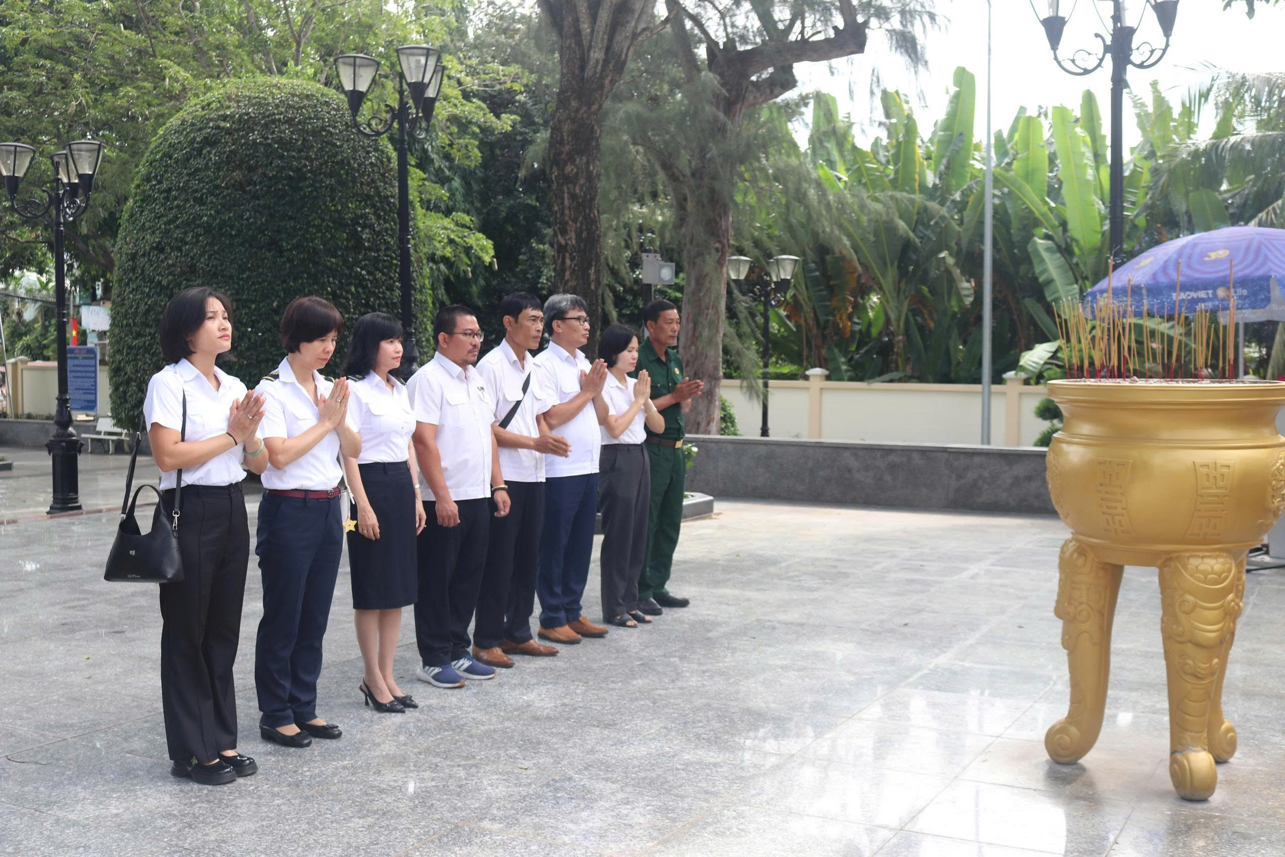 Công ty TNHH MTV Hoa tiêu hàng hải miền Nam khắc ghi một thời hoa lửa - tri ân những người anh hùng